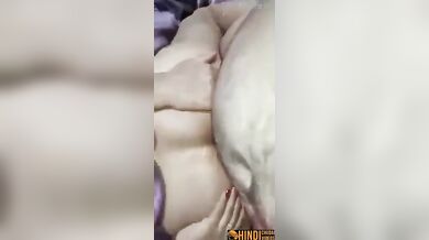 Aunty ki nighty upar kar ke gaand daad daali!