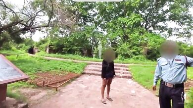 Smriti jain security guard wala viral video