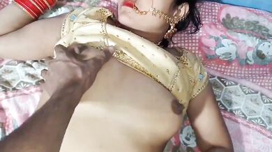 Desi couple ne banaya suhagraat ka video!