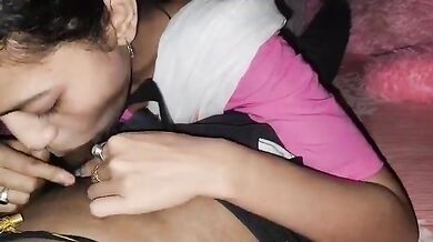 Desi jhaantwale lund ko chusti village girlfriend