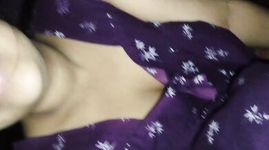 Chodne se pahle Bhabhi ki hairy chut ka video banaya