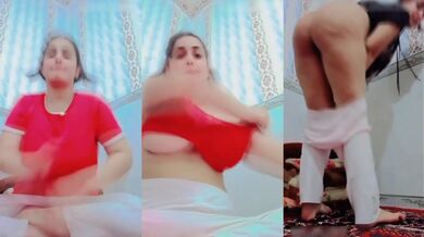 Chool wali pakistani bhabhi ka full nanga strip video