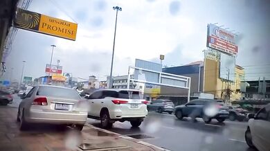 Smriti Jain ka chalti hui cab (taxi) me nude hone ka dare