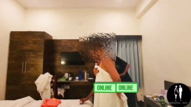 Service boy deepak se lotion lagwaya smriti jain ne