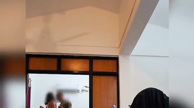 Budhe uncle ke sath smriti jain ki hot masti video