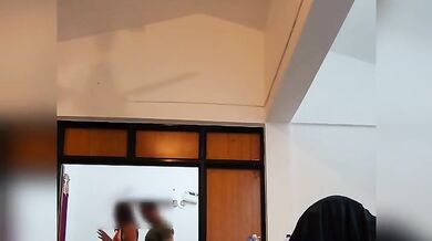 Budhe uncle ke sath smriti jain ki hot masti video