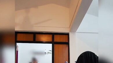 Budhe uncle ke sath smriti jain ki hot masti video