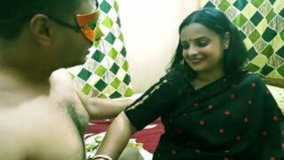 Big ass Bhabhi chudai ki Desi BF video