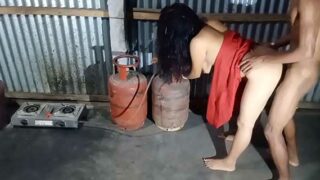 Pati Patni ki homemade kitchen sex video