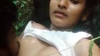 odia ladki ki chudai lover ke sath jungle me